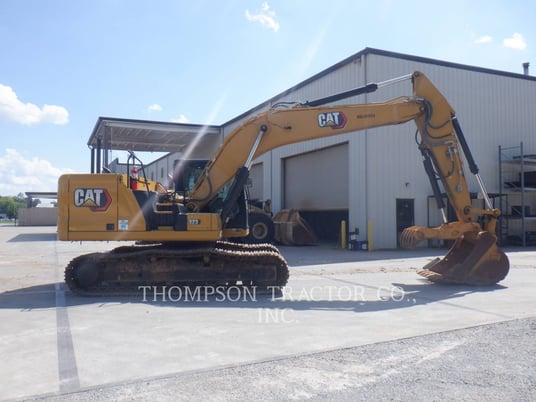 Caterpillar 323, Crawler Excavator, 692 hours, S/N: NDL10950, 2022 - Image 2