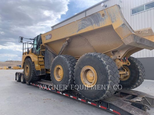 Caterpillar 740GC, Articulated Truck, 2529 hours, S/N: 3T800790, 2022 - Image 4