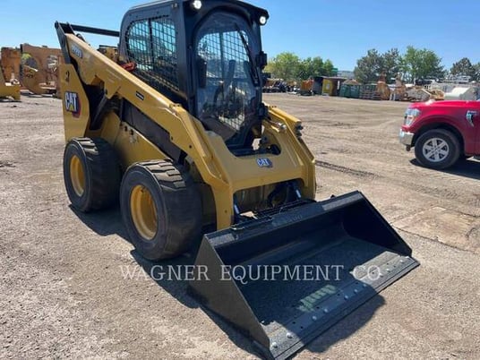 Cat 272D3, Skid Steer Loader, 66 hours, S/N: TY300193, 2023 - Image 2
