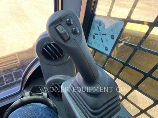 Cat 272D3, Skid Steer Loader, 66 hours, S/N: TY300193, 2023 - Image 8