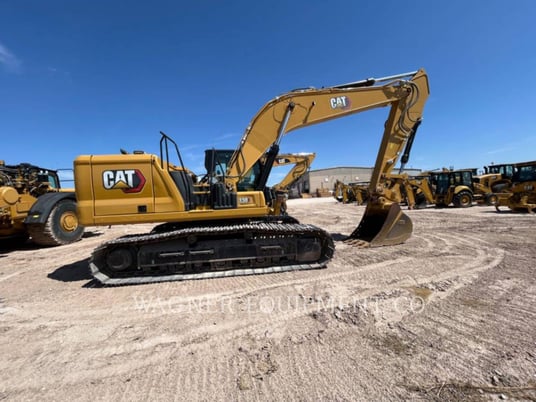 Caterpillar 330, Crawler Excavator, 1397 hours, S/N: WCH30201, 2022 - Image 8