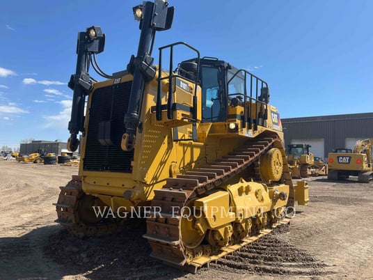 Caterpillar D10T2, Crawler Dozer, 592 hours, S/N: JJW00670, 2023 - Image 1