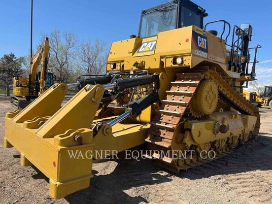 Caterpillar D10T2, Crawler Dozer, 592 hours, S/N: JJW00670, 2023 - Image 3