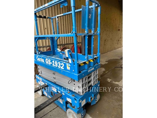 Genie Industries GS1932, Lift Scissor, 87 hours, S/N: GS30P-201329, 2021 - Image 3