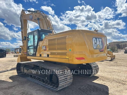 Caterpillar 340, Crawler Dozer, 332 hours, S/N: EFH10289, 2023 - Image 4