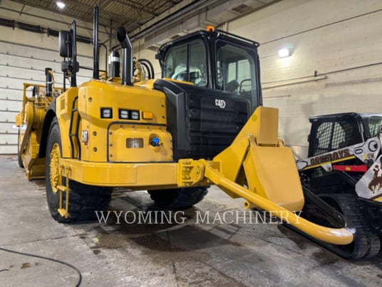 Caterpillar 627, Wheel Tractor Scraper, 516 hours, S/N: WYG00151, 2024 - Image 2
