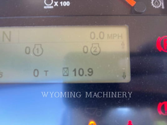 Caterpillar 627, Wheel Tractor Scraper, 516 hours, S/N: WYG00151, 2024 - Image 5