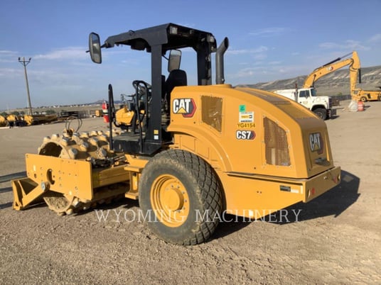 Caterpillar CS7, Asphalt Distributor, 135 hours, S/N: YG400154, 2024 - Image 4