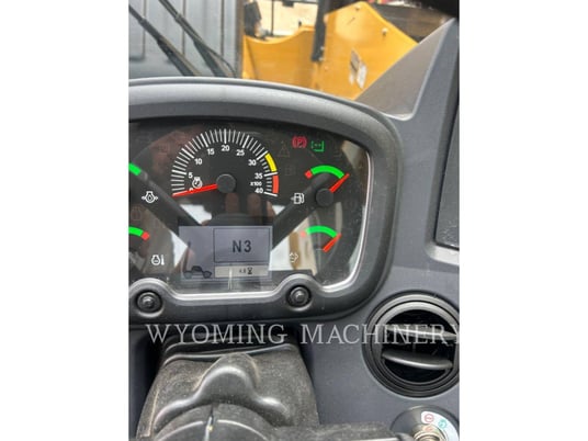 Cat TL1055, Telehandler, 162 hours, S/N: T7801949, 2024 - Image 5
