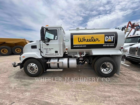 Mack WT2000 A, Water Truck, 103 hours, S/N: 1M2MDBAA7RS013589, 2024 - Image 7