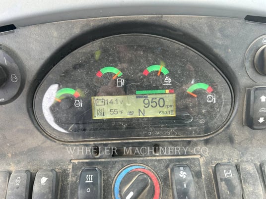 Cat 420F2 ASTH, Backhoe Loader, 682 hours, S/N: HWC03413, 2018 - Image 5