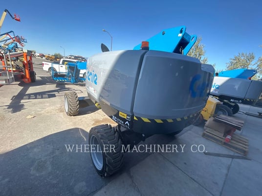 Genie Industries S45XC, Articulated Boom Lift, S/N: S45XCH-3828, 2023 - Image 2