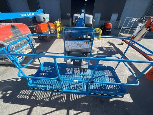 Genie Industries S45XC, Articulated Boom Lift, S/N: S45XCH-3828, 2023 - Image 4