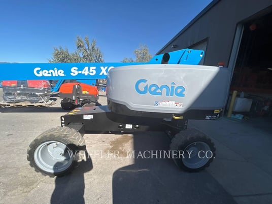 Genie Industries S45XC, Articulated Boom Lift, S/N: S45XCH-3828, 2023 - Image 7