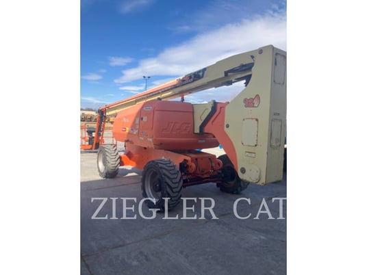 Jlg Industries, Inc. 800AJ, Articulated Boom Lift, 3000 hours, S/N: 0300194184, 2014 - Image 1