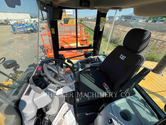 Cat 920, Wheel Loader, 116 hours, S/N: SL401915, 2024 - Image 4