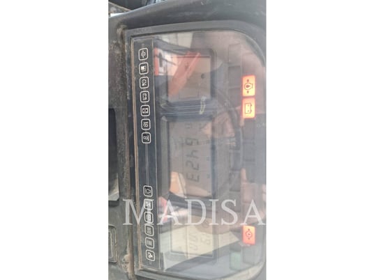 New Holland Ltd TM7030, Tractor, 6423 hours, S/N: ZBCC796416053087, 2011 - Image 5