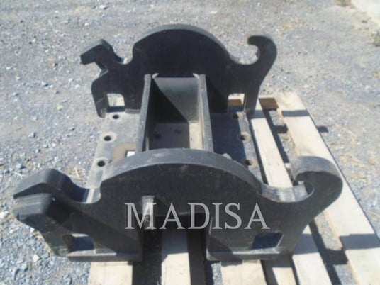 Caterpillar Work Tools (Serialized) 253-4254, Hammer, S/N: M23075B, 2015 - Image 1