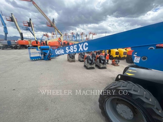 Genie Industries S85XC SP, Articulated Boom Lift, 69 hours, S/N: S85XCH-4519, 2023 - Image 2