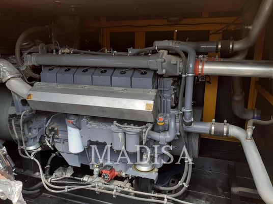 640 KW Atlas QAC800, Mobile Generator Set, Diesel, 1800 RPM, 480V, 1586 hours, 2011 - Image 6