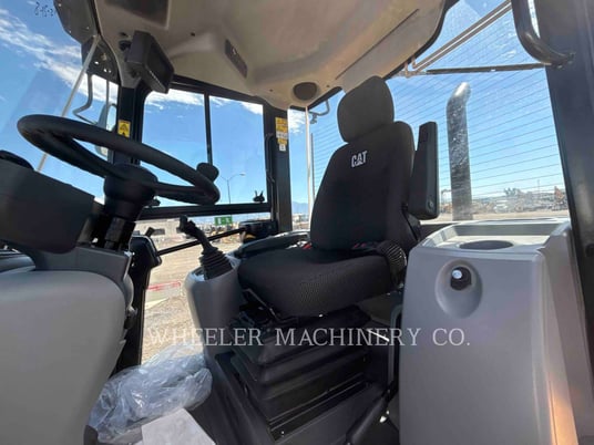 Cat 920, Wheel Loader, 87 hours, S/N: SL401899, 2024 - Image 3