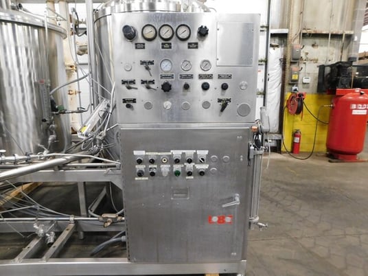 UBE #348F-22-F-36 Carbo Cooler beverage processor, 100 psi @ 100&deg;F MAWP - Image 9