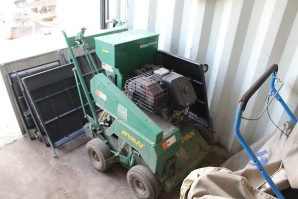 Ryan Mataway Professional Grade Overseeder - Image 1