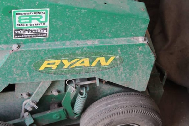 Ryan Mataway Professional Grade Overseeder - Image 9