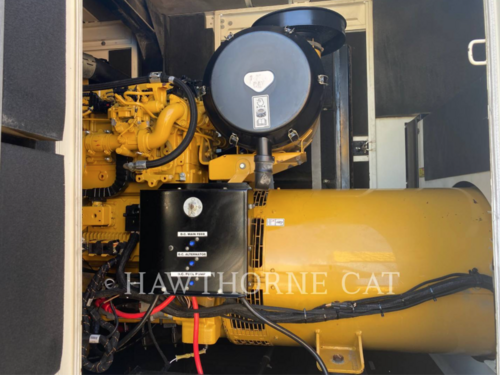 320 KW Caterpillar #XQ350, mobile generator set, serial #X3M00187, 13810 hours, 2013 - Image 4