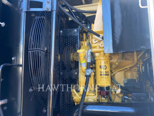 320 KW Caterpillar #XQ350, mobile generator set, serial #X3M00187, 13810 hours, 2013 - Image 5