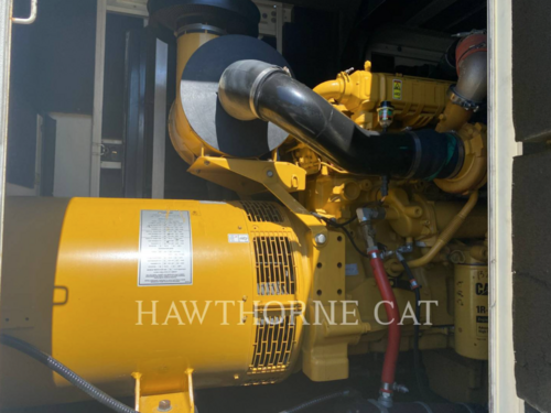 320 KW Caterpillar #XQ350, mobile generator set, serial #X3M00187, 13810 hours, 2013 - Image 6
