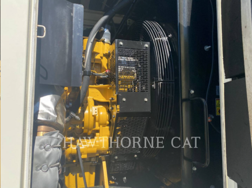 320 KW Caterpillar #XQ350, mobile generator set, serial #X3M00187, 13810 hours, 2013 - Image 8