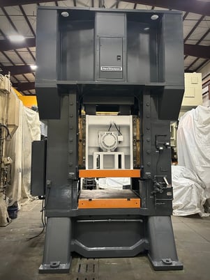 500 Ton, Minster #E2-500-48-48, 12" stroke, 28" Shut Height, 48" x 48" bed, 28 SPM,air clutch & brake, 1972 - Image 5