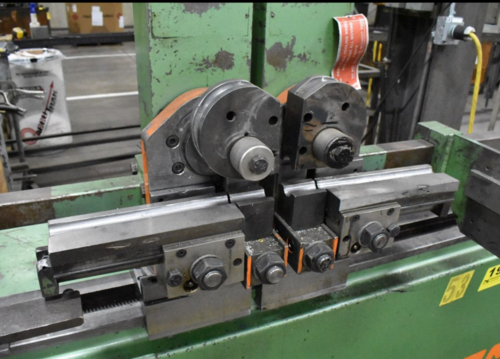 1-1/4" Langbow #TM32-2M, twin head hydraulic bender, 72" C-C, pedestal mounted palm buttons, from recent - Image 6