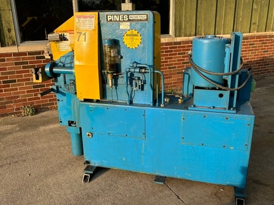 1-1/4" Pines #3T, hydraulic vertical bender, 0.065" wall x 1.250", 140&deg; bend angle. operator palm buttons - Image 1