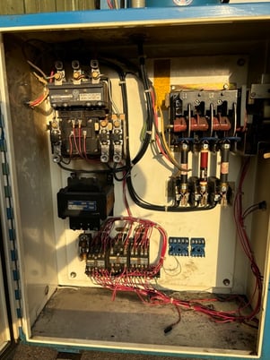 1-1/4" Pines #3T, hydraulic vertical bender, 0.065" wall x 1.250", 140&deg; bend angle. operator palm buttons - Image 4