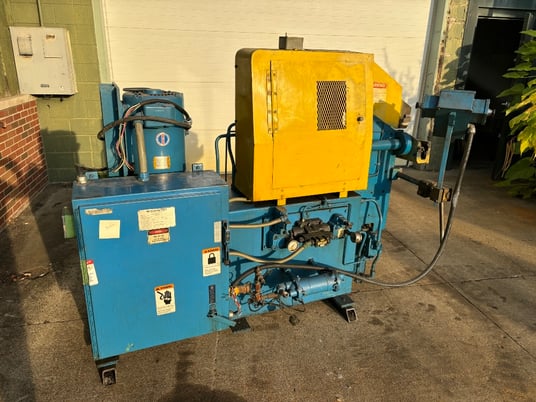 1-1/4" Pines #3T, hydraulic vertical bender, 0.065" wall x 1.250", 140&deg; bend angle. operator palm buttons - Image 8