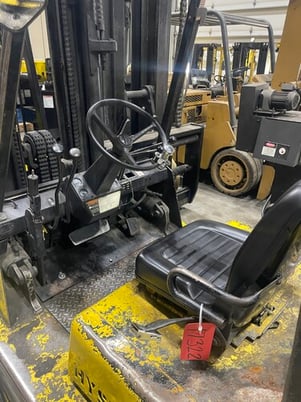 14700 lb. Hyster #S155XL, LPG forklift, 181" load height, 98" mast height, hard tire - Image 8