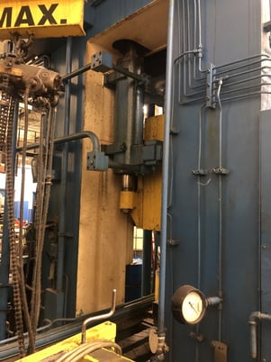 2750 Ton, Cincinnati #25-10-12, hydroform press, 16" stroke, 29.75" DL, 1963 - Image 6