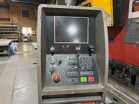 144 Ton, Amada #HFE-130-4S, Hydraulic Press Brake, 13' overall, 148" between housing, 16.48" throat, 2001 - Image 5