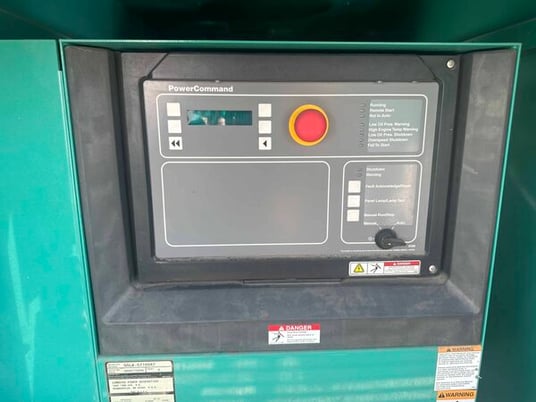 125 KW Cummins #GGLA-5710047, Natural gas generator set, 120/240 Volts, s/n #D050772240, 2005 - Image 7