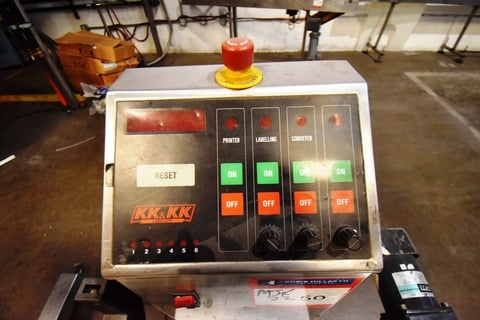 KK & KK, pressure sensitive labeler with 4.5" wide belt - Image 3