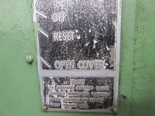 Arter Worcester #D-12, surface grinder, SN 3324, 440V., 1450 RPM - Image 6