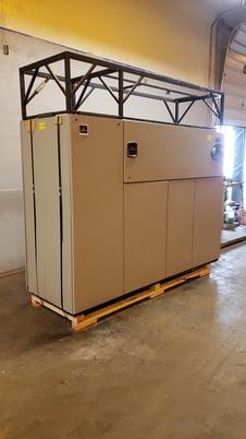 22 Ton Liebert #DS077KSA001569S, CRAC Glycol Downfall Unit, R-407C, 165-315 psig, 15 HP Fan, 460 V, 2010 - Image 3