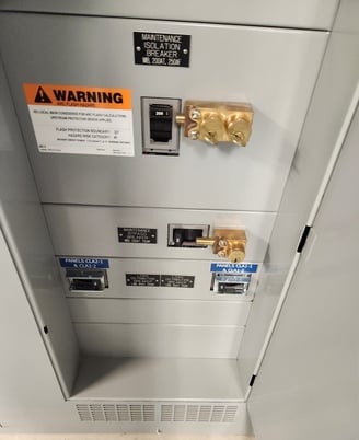 400 Amp. Square D, P4E75ML400FTS, (5) breakers, 4 Wire, 3 phase, 480Y/277 V, 2010 - Image 3
