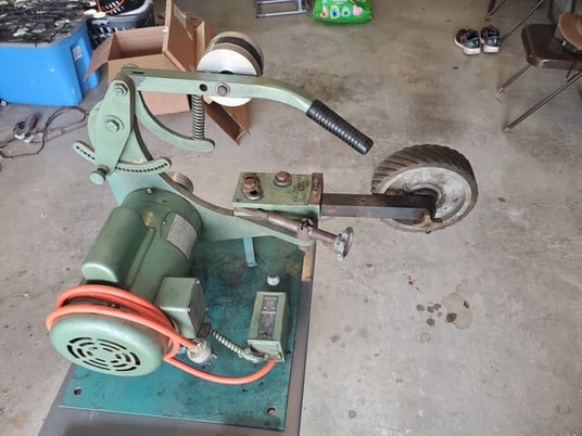 Bader #BIII Knifemaker Grinder, Includes Many Extra Drive Wheels, Tool Rest - Image 1