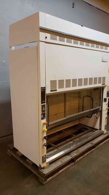 Fisher Hamilton, Safe Aire Fume Hood, 6' width, 63" x 23" x 60" Interior, 23" x 6" x 10" rectangle vent - Image 4