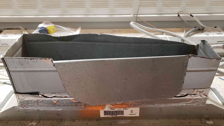 Fisher Hamilton, Safe Aire Fume Hood, 6' width, 63" x 23" x 60" Interior, 23" x 6" x 10" rectangle vent - Image 6