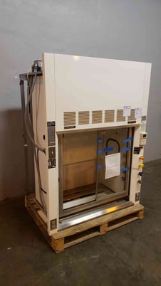 Fisher Hamilton, SafeAire Fume Hood, 4' width - Image 5