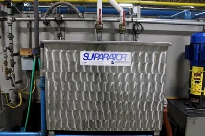 Continental Equipment, 4 Stage Pass-Thru washer, 18" x 15", variable speed 2 - 8 FPM, 2010 - Image 8